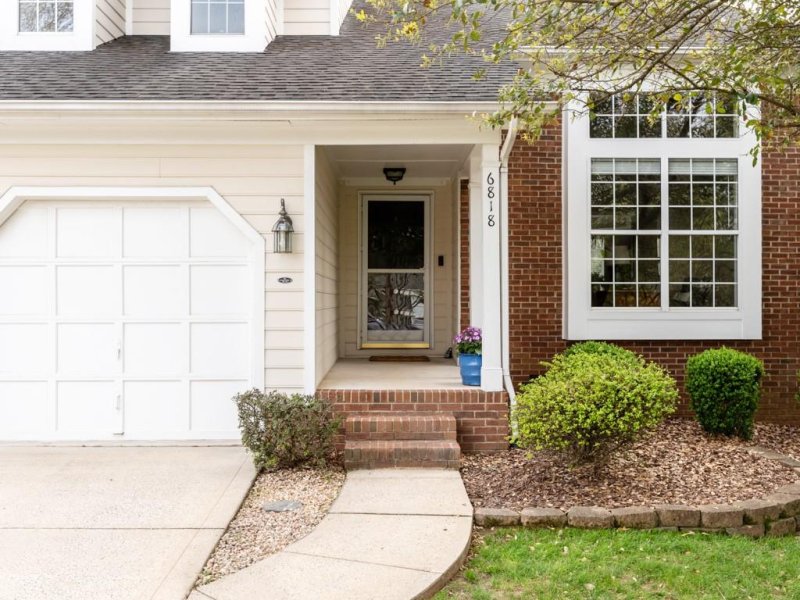 Property image 4 at 6818 Millingden Court, Charlotte, NC 28277