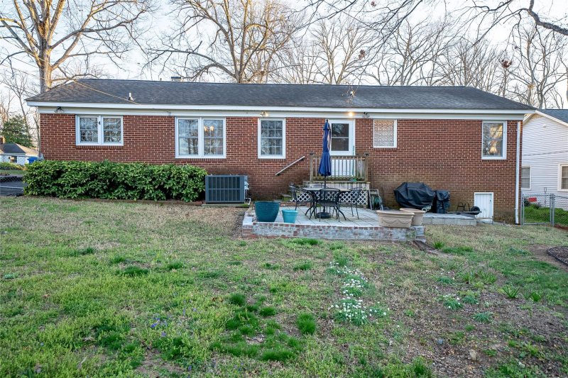 Property image 3 at 623 Yadkin Street, Albemarle, NC 28001