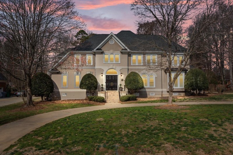 Property image 3 at 4524 Pineland Place, Charlotte, NC 28277