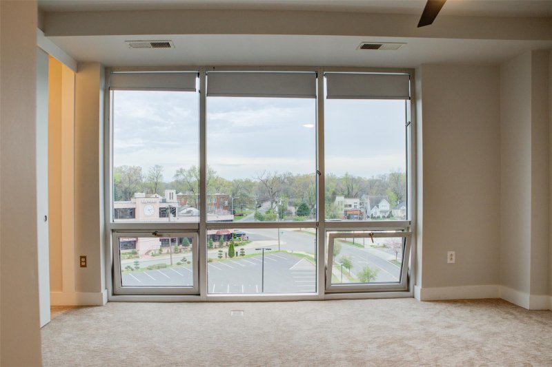 Property image 4 at 1133 Metropolitan Avenue, Charlotte, NC 28204