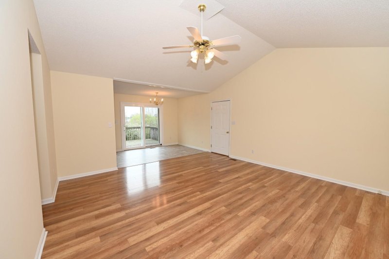 Property image 4 at 1383 Millrace Drive, Conover, NC 28613