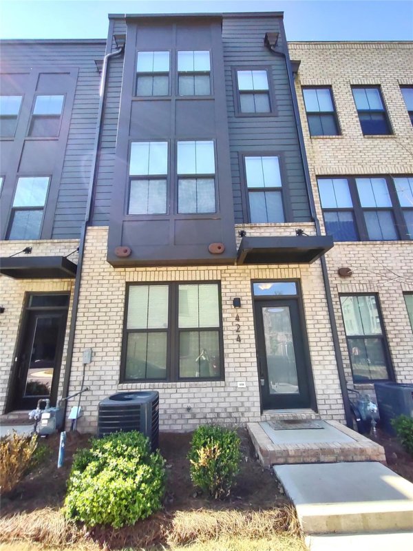 Property image 2 at 424 Music Hall Way, Charlotte, NC 28203