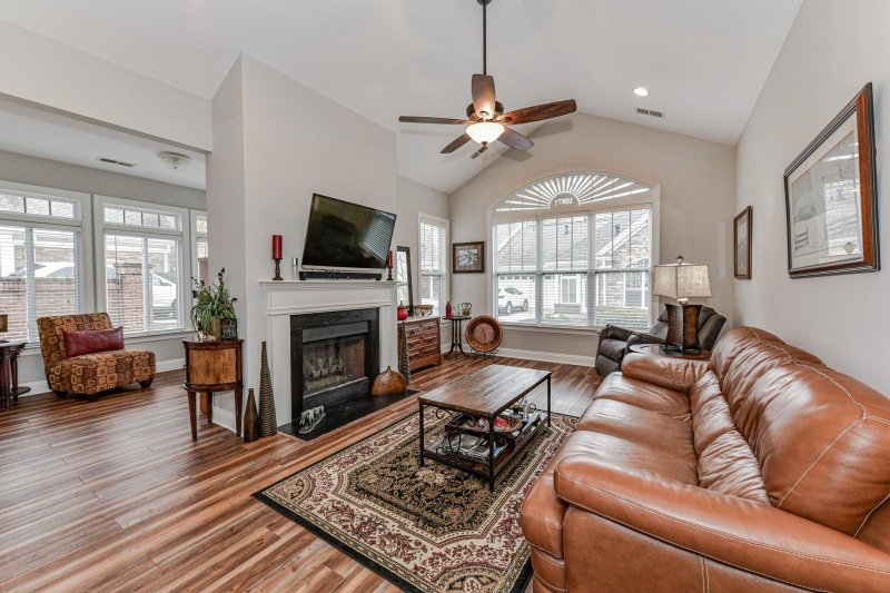 Property image 3 at 10871 Casetta Drive, Matthews, NC 28105