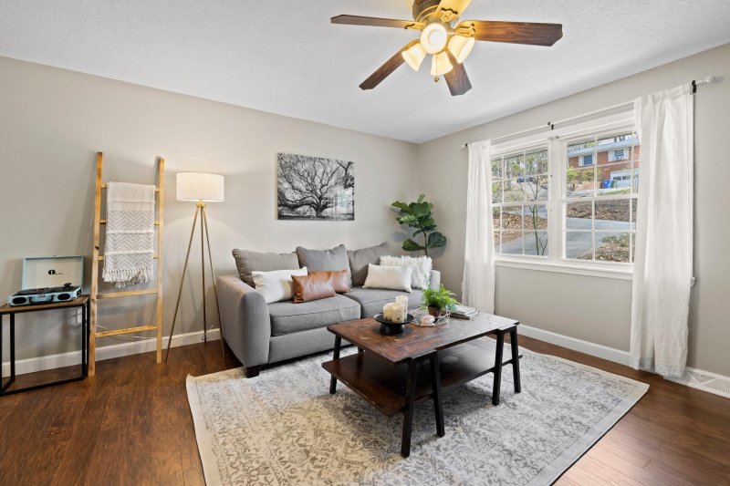 Property image 3 at 24 Evelake Drive, Asheville, NC 28806