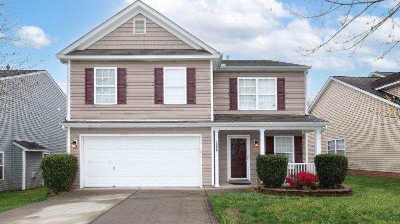 1500 Andora Drive