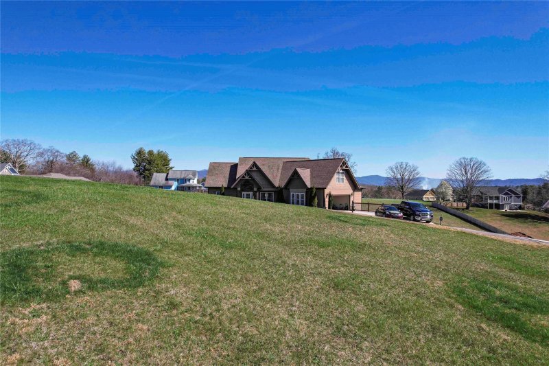 Property image 3 at 99999 Horizon Way, Alexander, NC 28701