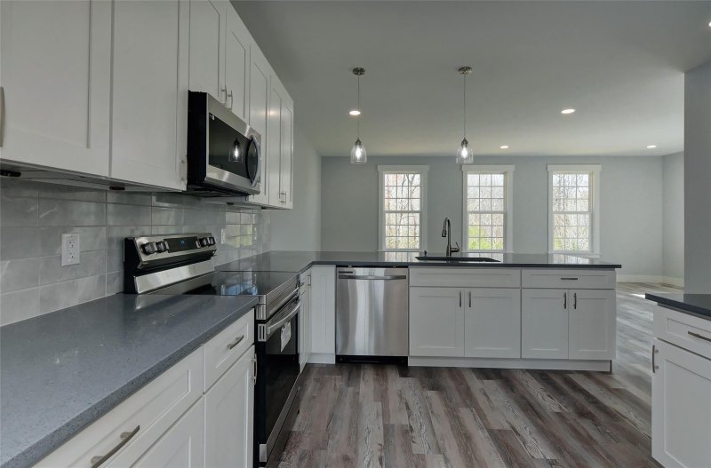 Property image 2 at 4008 Hereford Lane, Dallas, NC 28034