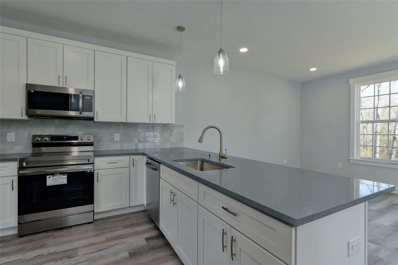 Property image 3 at 4008 Hereford Lane, Dallas, NC 28034