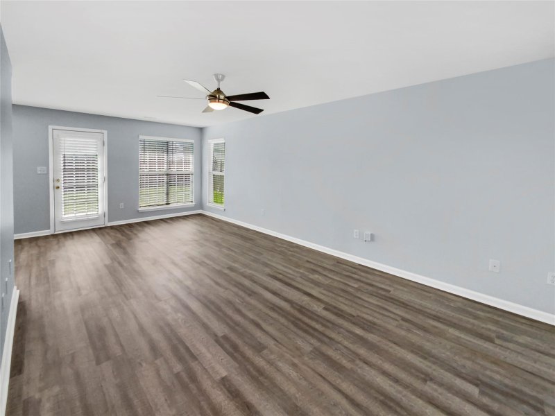 Property image 3 at 7130 Gallatin Lane, Charlotte, NC 28213