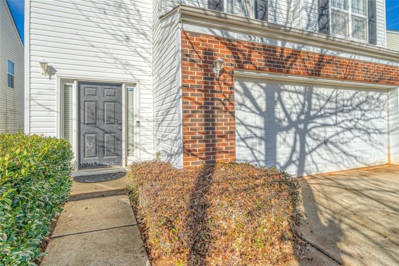 Property image 4 at 3213 Reid Brook Lane, Charlotte, NC 28208