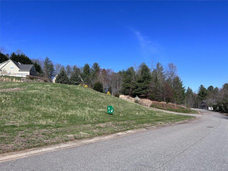 Property image 4 at 205 Henrys Glen Drive, Morganton, NC 28655