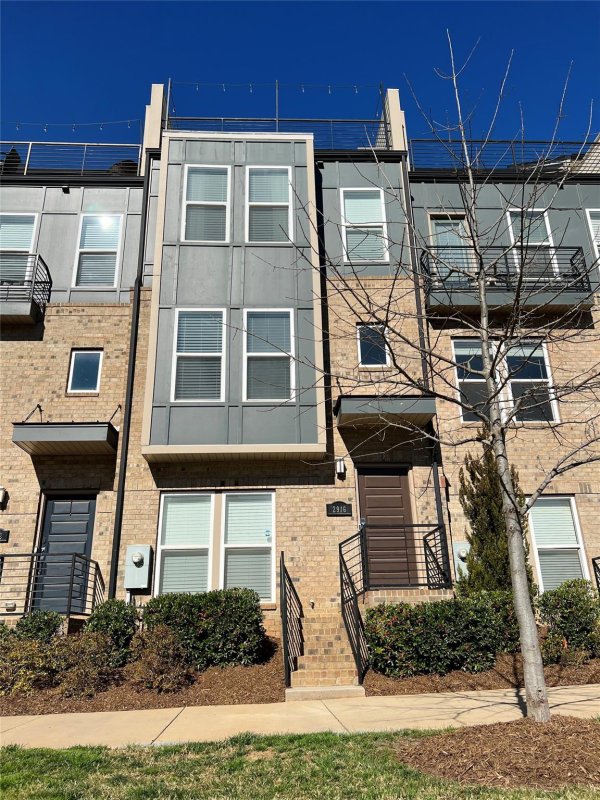 Property image 2 at 2916 Grand Union Way, Charlotte, NC 28209