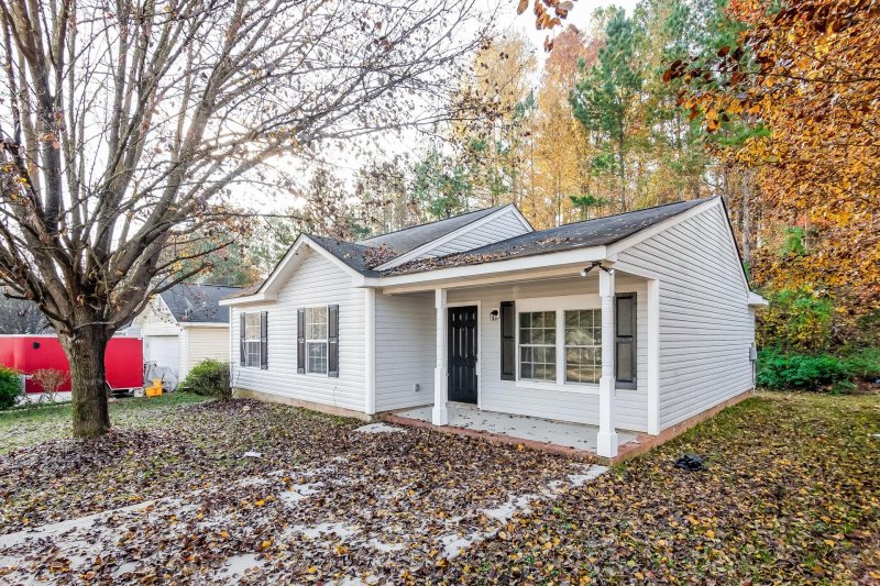 Property image 3 at 333 Kingville Drive, Charlotte, NC 28213