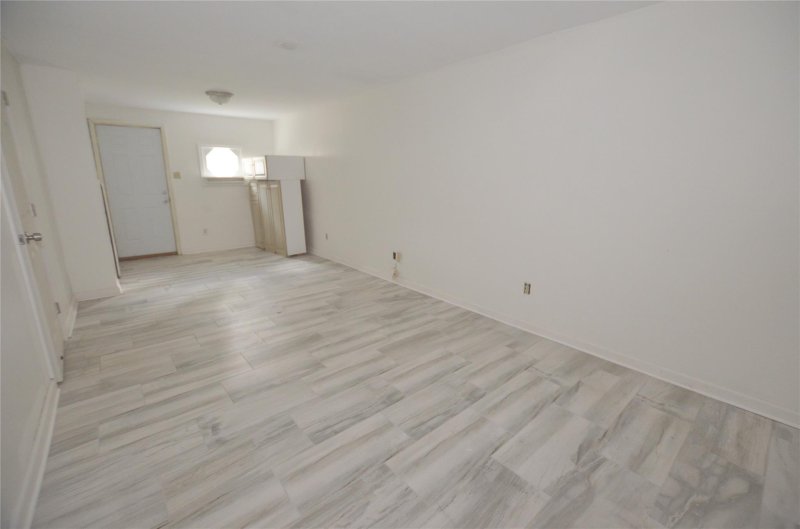 Property image 4 at 5500 Hilltop Circle, Charlotte, NC 28269