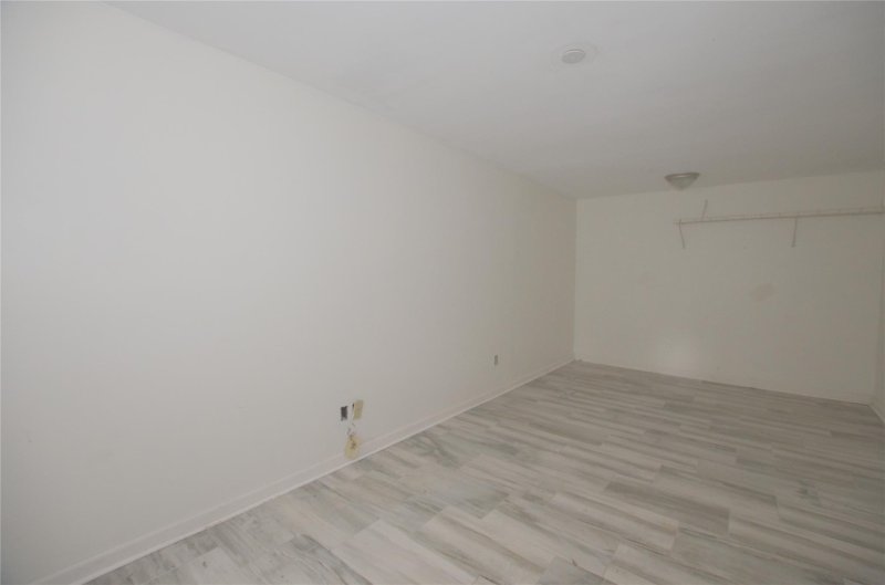 Property image 5 at 5500 Hilltop Circle, Charlotte, NC 28269