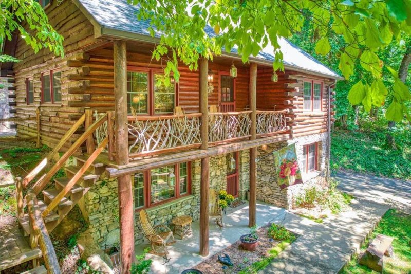 Property image 2 at 201 Liberty Road, Waynesville, NC 28785