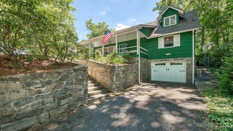 Property image 3 at 753 Country Club Drive, Maggie Valley, NC 28751