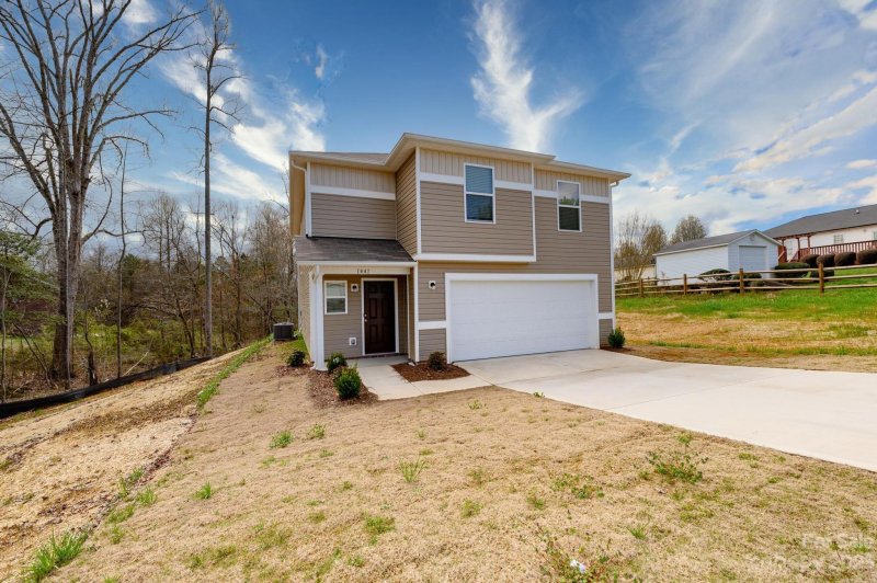 Property image 2 at 1441 Gristmill Drive, Conover, NC 28613