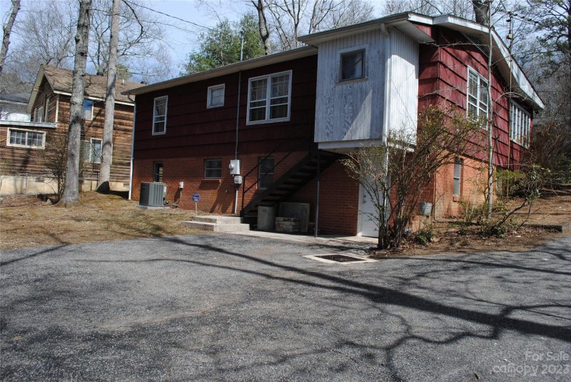 Property image 5 at 44 Tupper Road, Black Mountain, NC 28711