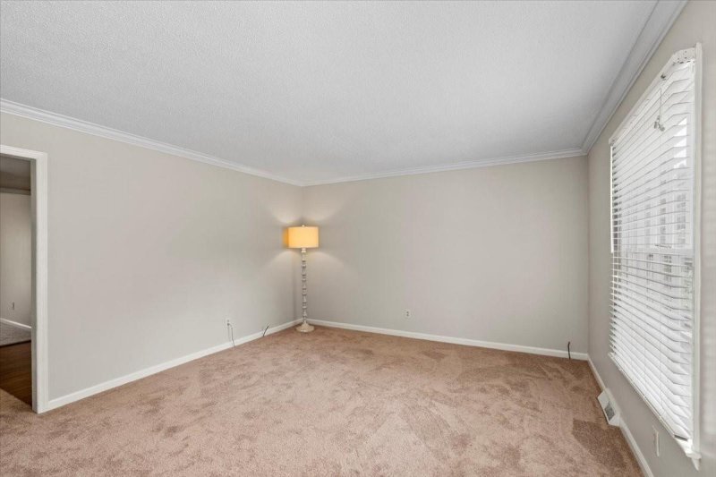 Property image 3 at 830 6th Street, Hickory, NC 28601