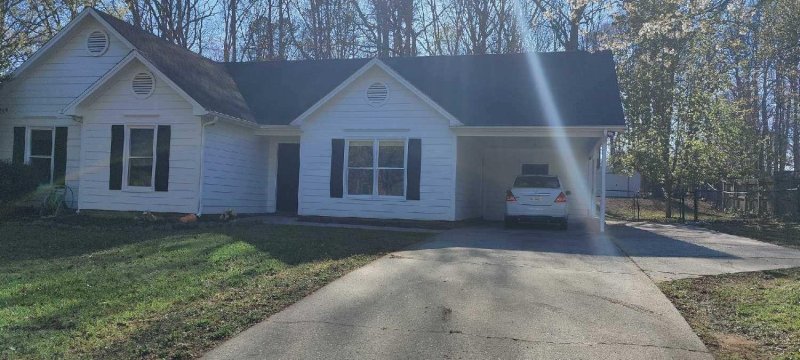 Property image 2 at 126 Hickory Creek Drive, Gastonia, NC 28052