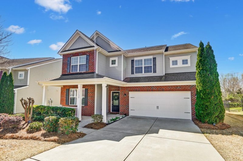 Property image 3 at 14420 Green Birch Drive, Pineville, NC 28134