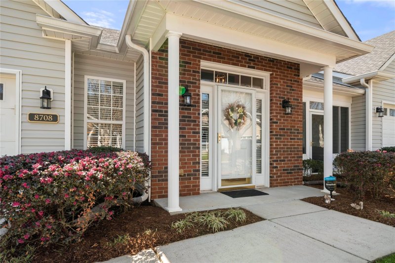 Property image 4 at 8708 Richmond Hill Court, Charlotte, NC 28277