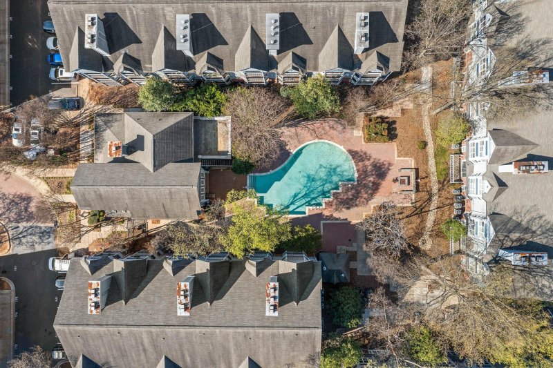 Property image 3 at 529 Graham Street, Charlotte, NC 28202