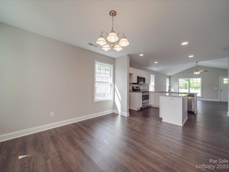 Property image 5 at 2565 Hemphill Street, Charlotte, NC 28208