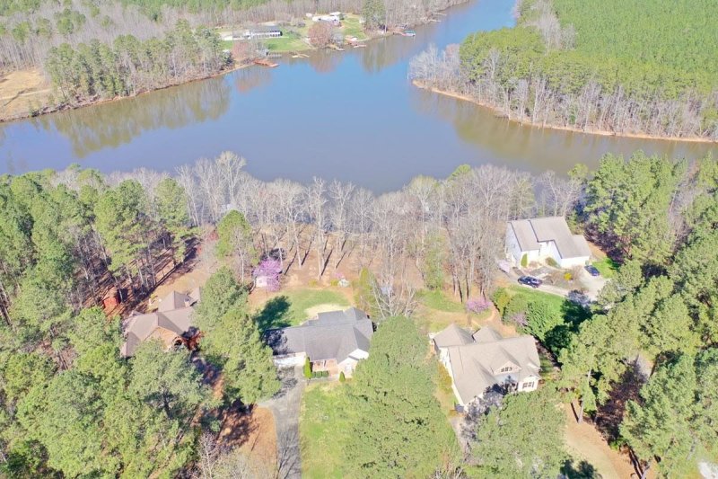 Property image 3 at 639 Crystal Bay Drive, Denton, NC 27239