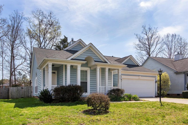 Property image 2 at 2622 Chickadee Drive, Charlotte, NC 28269