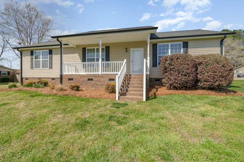 Property image 2 at 1058 Rembrandt Drive, Concord, NC 28027