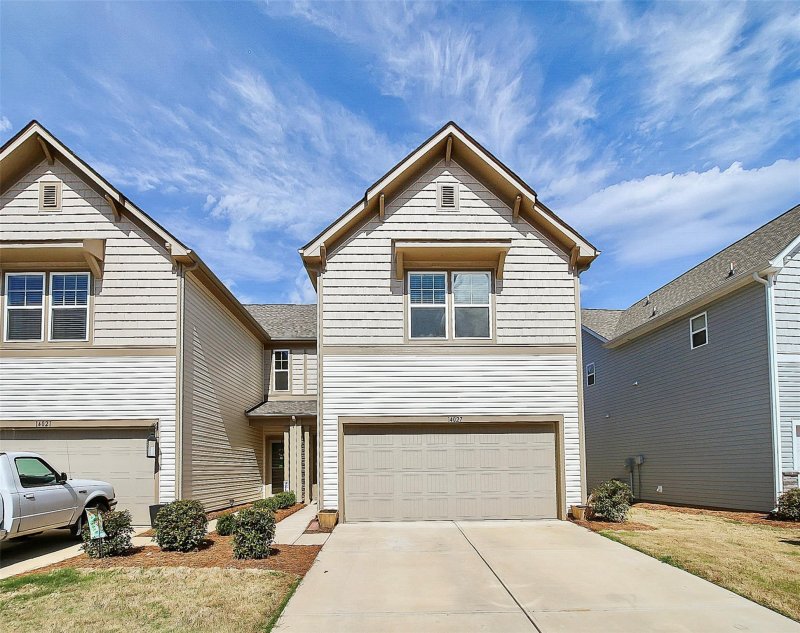 14027 Clayborn Street