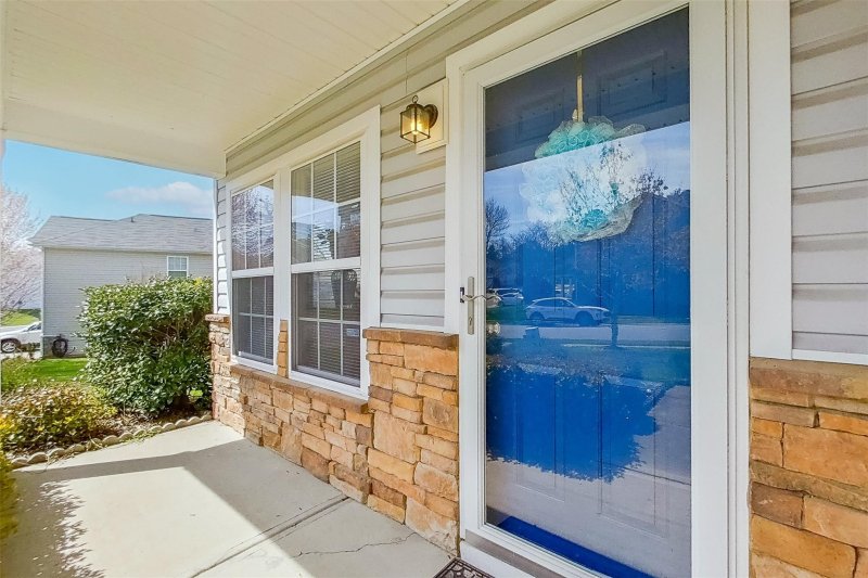 Property image 3 at 9410 Gentle Stream Lane, Charlotte, NC 28214