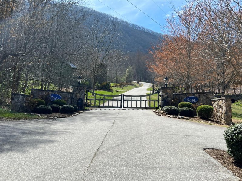 Property image 5 at 23 Early Spring Way, Leicester, NC 28748