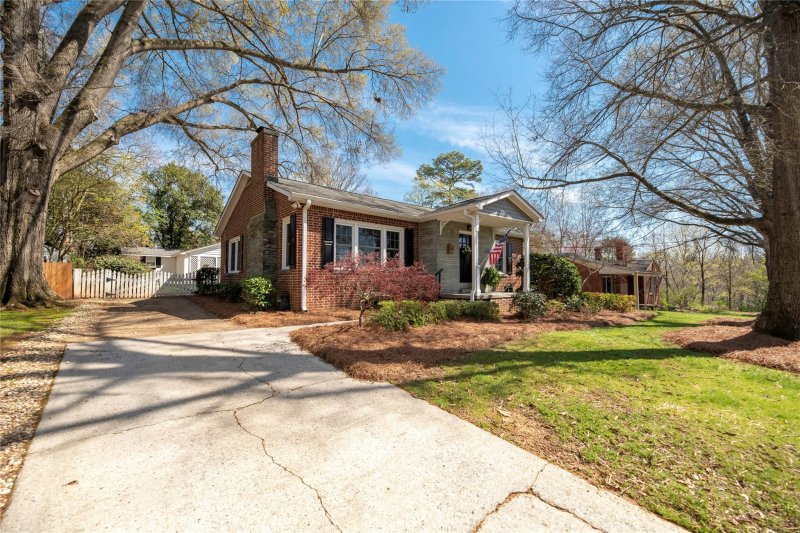 Property image 3 at 789 Carolyn Drive, Concord, NC 28025