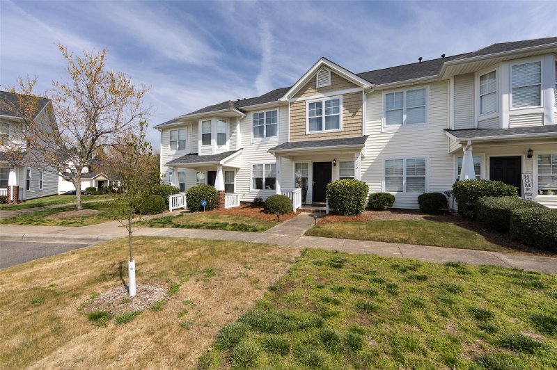 Property image 2 at 7142 Tom Castain Lane, Charlotte, NC 28226