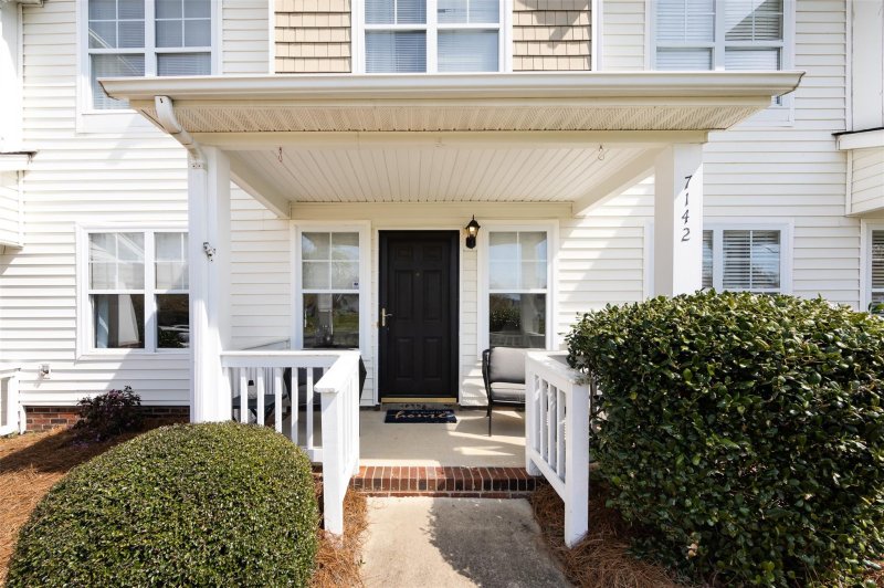Property image 3 at 7142 Tom Castain Lane, Charlotte, NC 28226