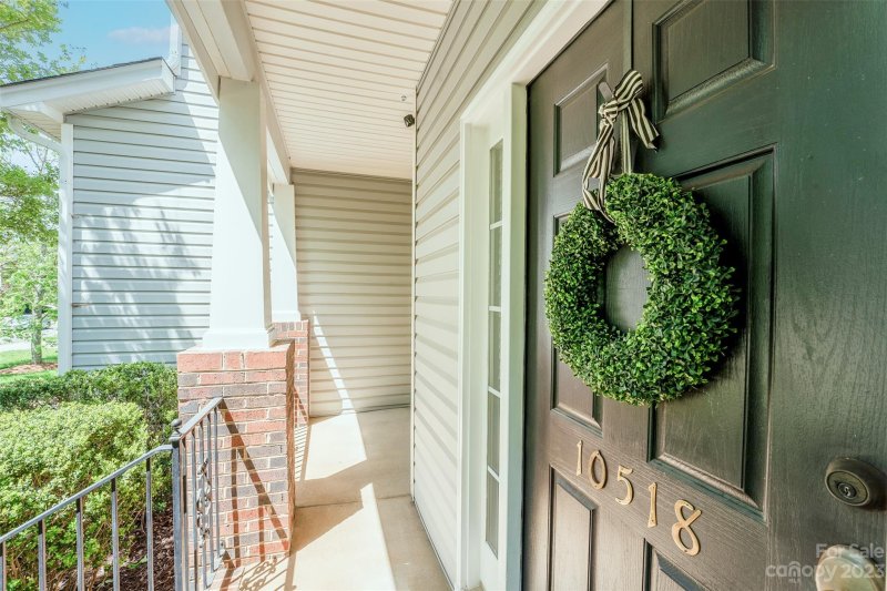 Property image 3 at 10518 Kilchurn Court, Charlotte, NC 28277