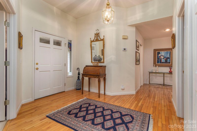 Property image 3 at 48 Hillcreek Drive, Asheville, NC 28804