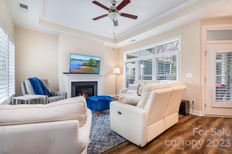 Property image 4 at 7913 Parknoll Drive, Huntersville, NC 28078