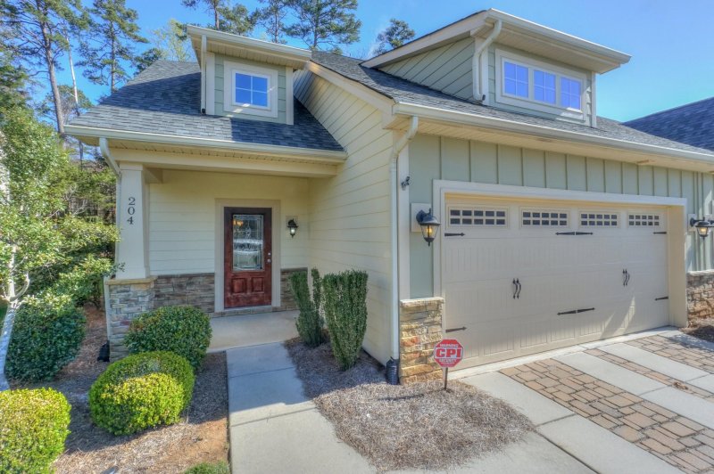 Property image 2 at 204 Aztec Circle, Mooresville, NC 28117