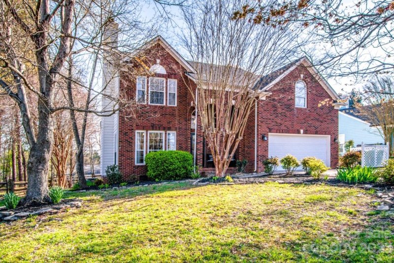 Property image 3 at 10115 Bon Meade Lane, Cornelius, NC 28031