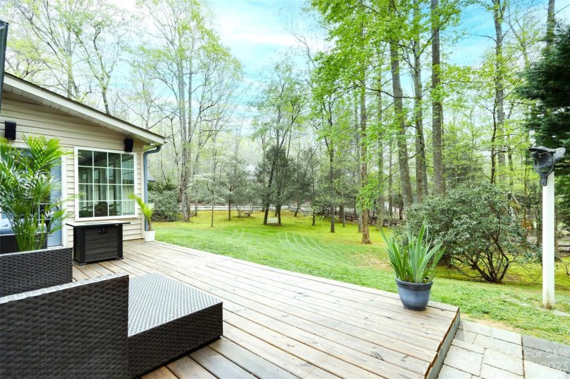 Property image 5 at 171 E Wilderness Road, Lake Lure, NC 28746