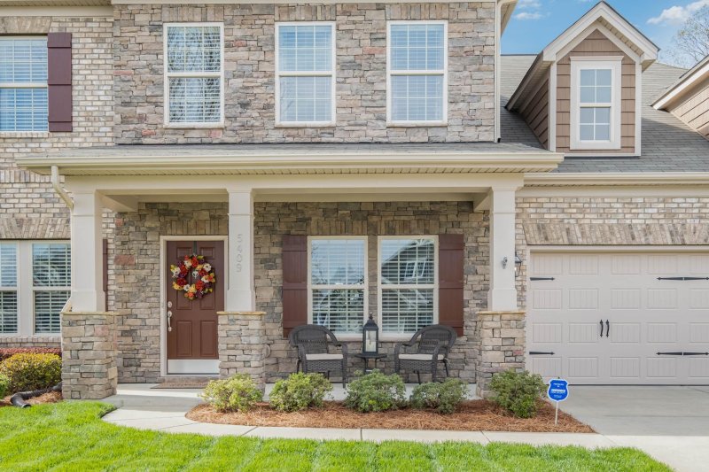 Property image 3 at 5409 Poplar Knoll Drive, Matthews, NC 28105