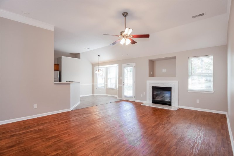 Property image 3 at 9022 Woodland Park Lane, Charlotte, NC 28214