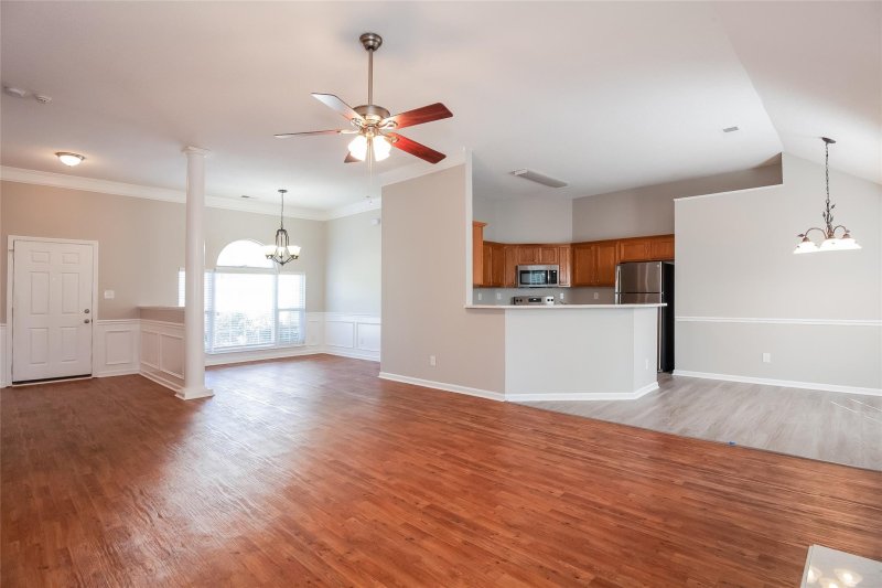 Property image 4 at 9022 Woodland Park Lane, Charlotte, NC 28214