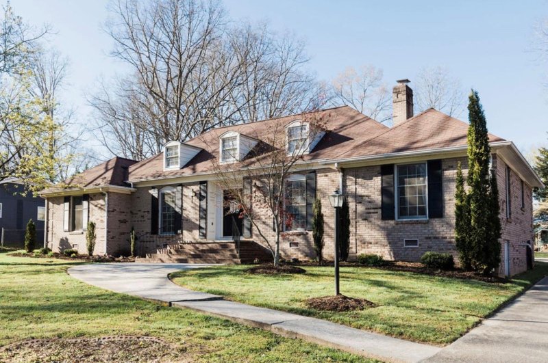 Property image 3 at 1231 18th Avenue, Hickory, NC 28601