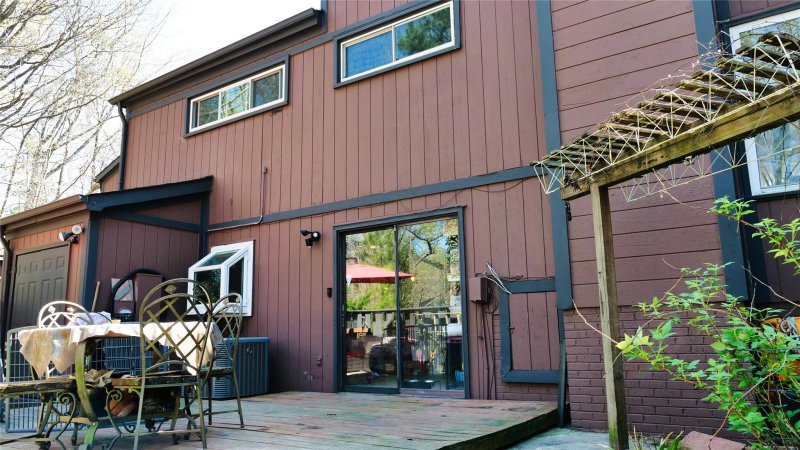 Property image 2 at 6103 Honeysuckle Lane, Charlotte, NC 28212