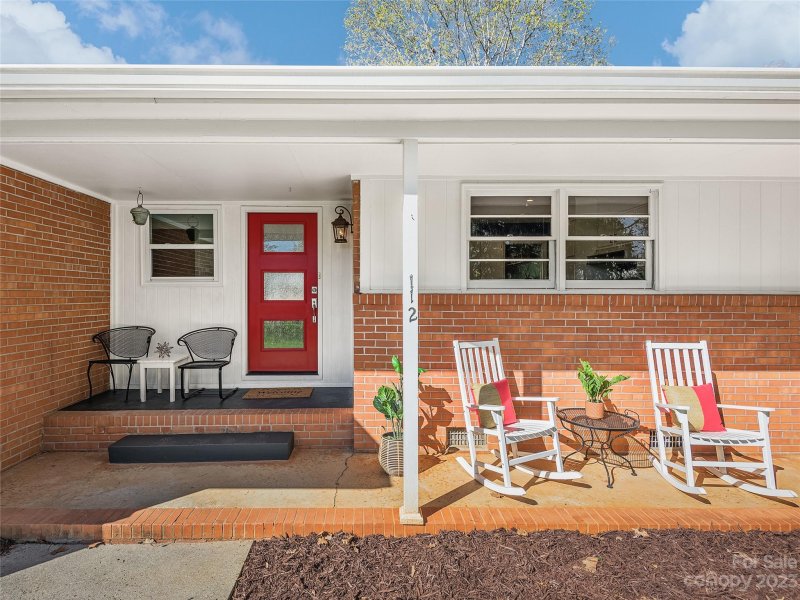 Property image 2 at 112 Castlerock Drive, Asheville, NC 28806